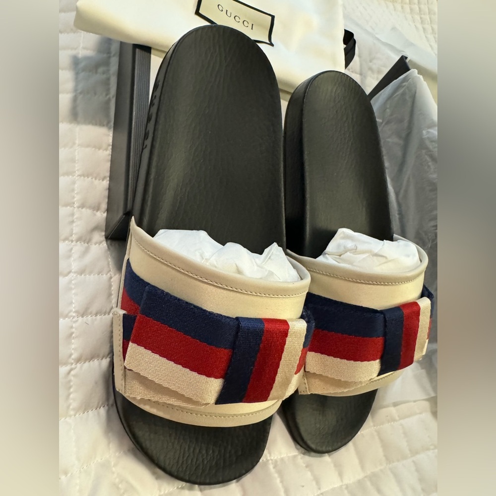 Gucci Bow Slides